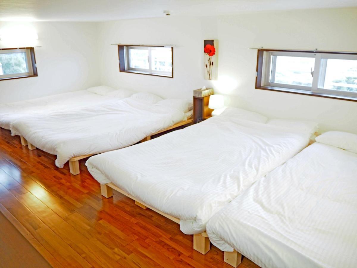Terrace Garden Okinawa Villa Onna Bagian luar foto
