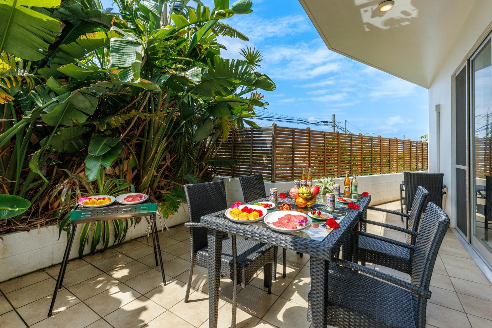 Terrace Garden Okinawa Villa Onna Bagian luar foto