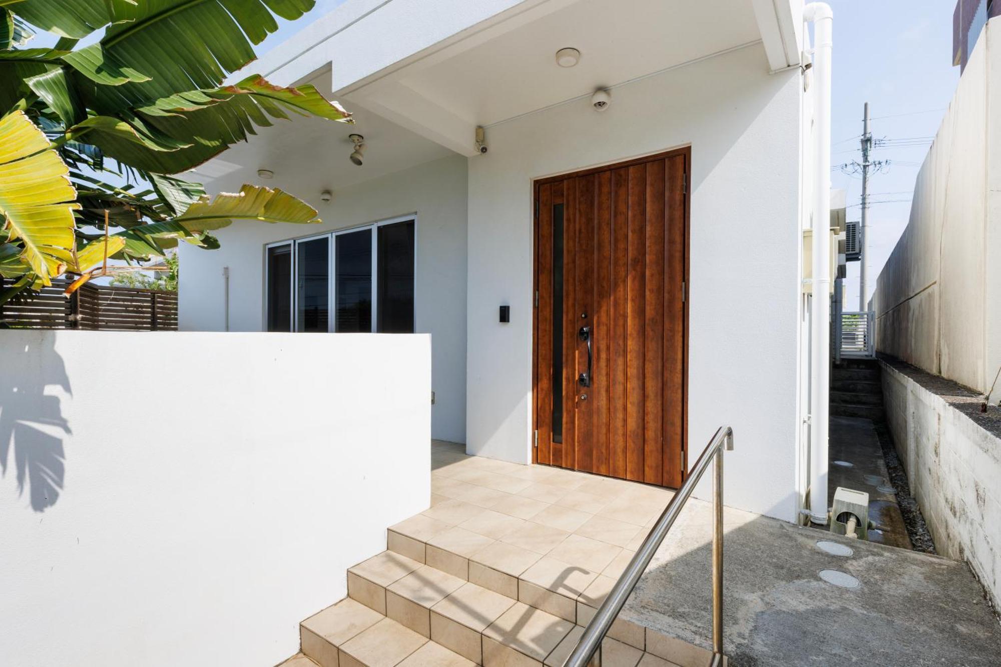 Terrace Garden Okinawa Villa Onna Bagian luar foto